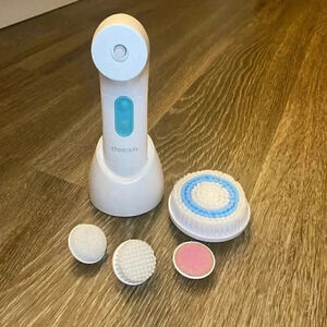 Facial Cleansing Brush with 4 Heads